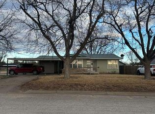 1246 Pine St, Colorado City, TX 79512