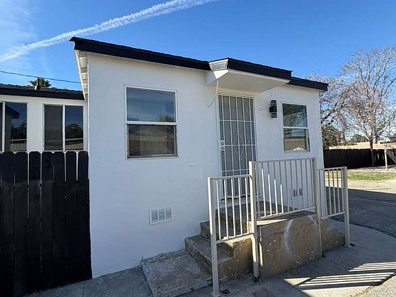 2nd image of 164 S Santa Fe Ave #2