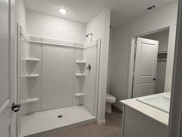 1523 Neria Loop — Photo 5