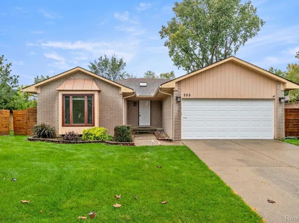 885 Milverton Dr, Troy, MI 48083