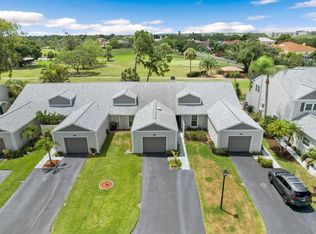 9394 Westlinks Ter, Seminole, FL 33777