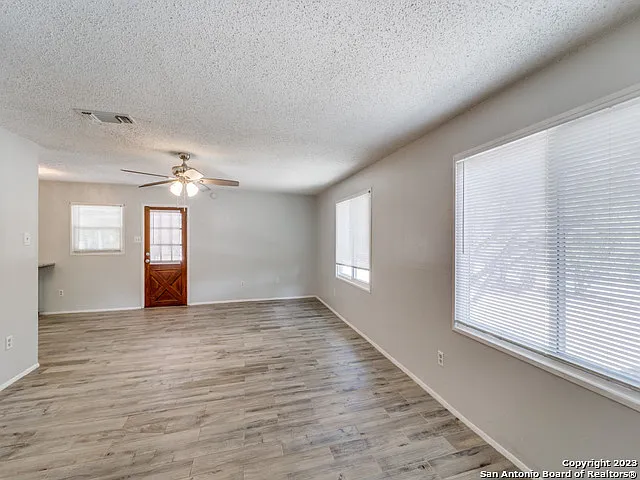 1351 Spitz Kegel View Dr — Photo 8