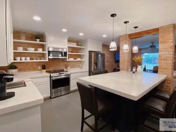3744 Boca Chica Blvd APT 104E, Brownsville, TX 78521