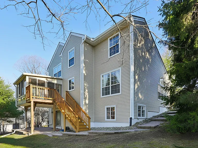 15 Ryan Lane Lincoln Park — Photo 27