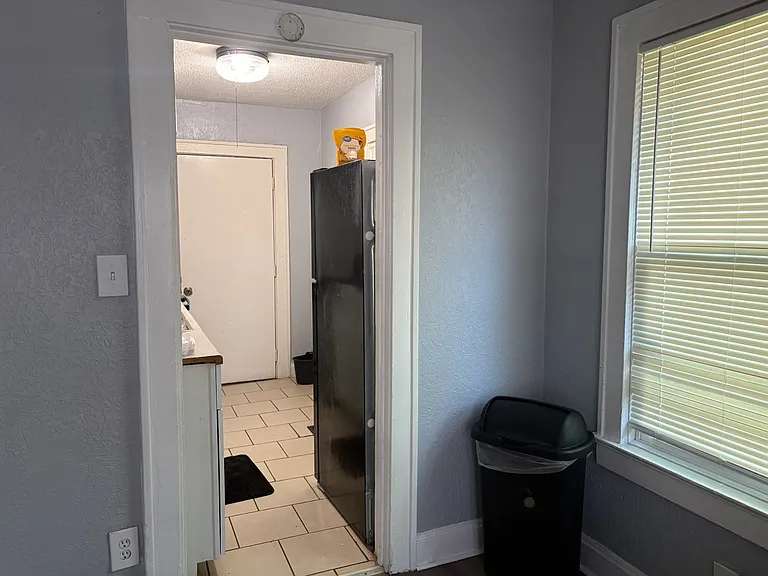 4230 Brooklyn Ave #4230 — Photo 13