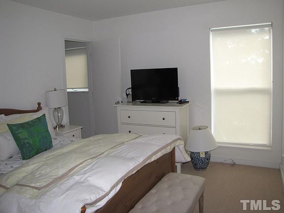 5th image of 506 N Mangum St APT 407