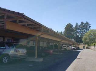 635 5th St, Brookings, OR 97415