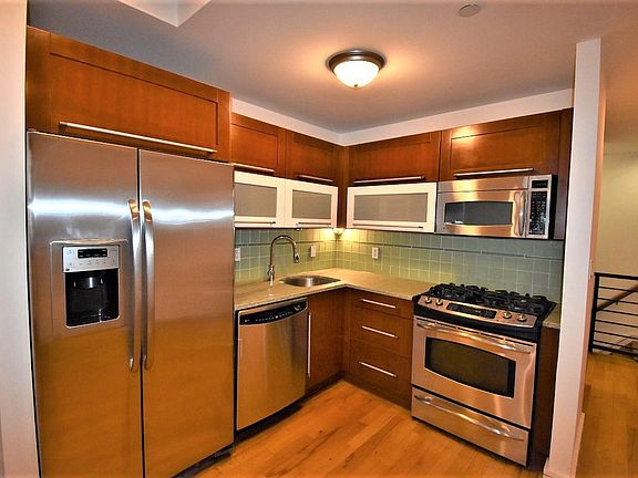 3rd image of 708 6th Ave #1A