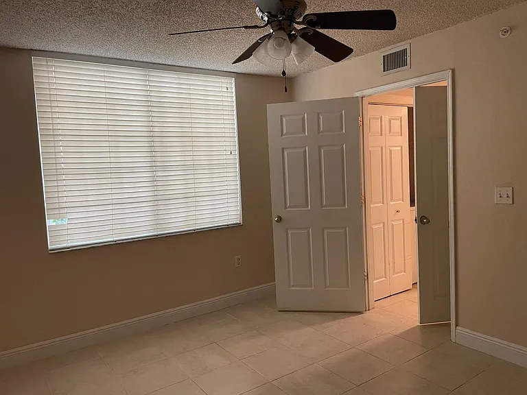 1210 Wildwood Lakes Blvd #108 — Photo 11