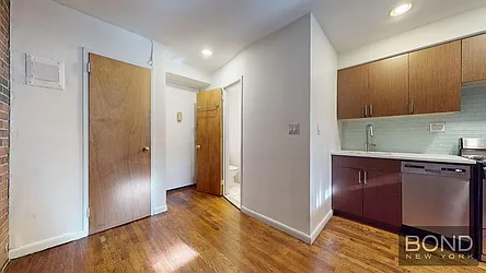 Rented by Bond New York