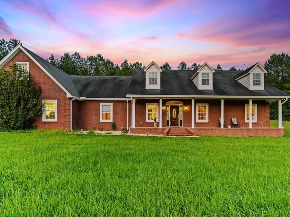 32 Sunnyvale Dr, Petal, MS 39465