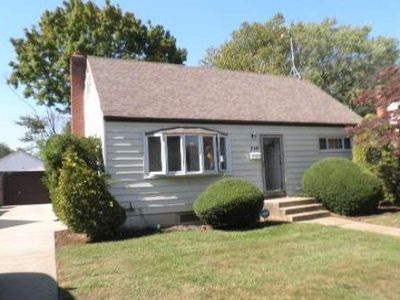 886 Woodfield Rd, West Hempstead, NY, 11552