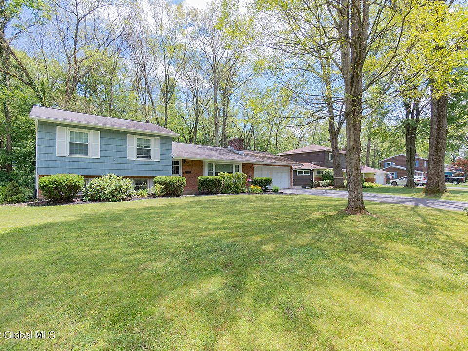 1st image of 103 Governor Dr