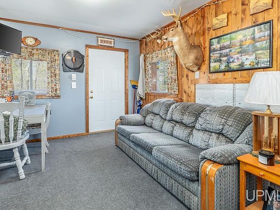 3rd image of 3625 Frog Lake Rd N