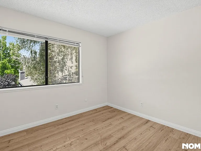 5335 Argos St — Photo 23