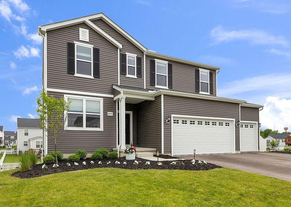 1st image of 409 Cottontail Ct