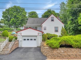 20 Koclas Dr, Netcong Boro, NJ 07857
