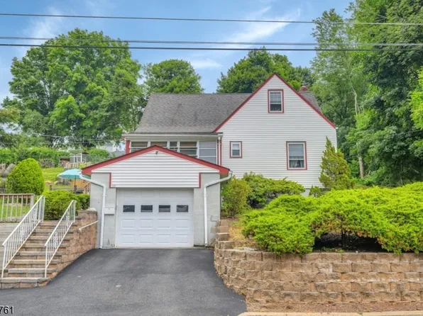 20 Koclas Dr, Netcong Boro, NJ 07857