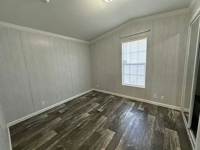 1 bed, 896 sqft, $1,530 — Photo 4
