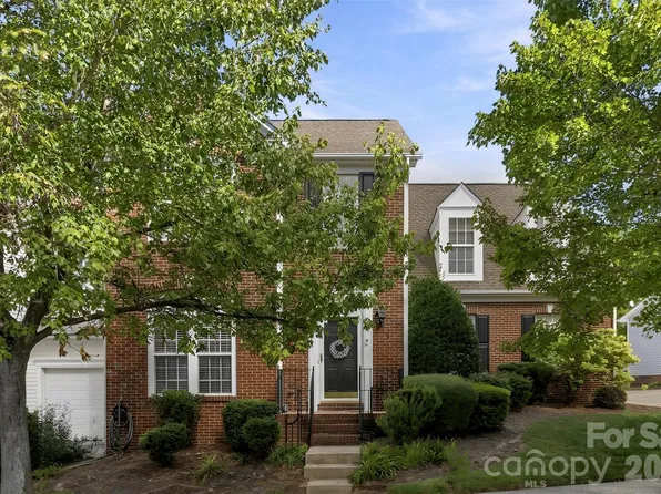 14569 Greenpoint Ln, Huntersville, NC 28078
