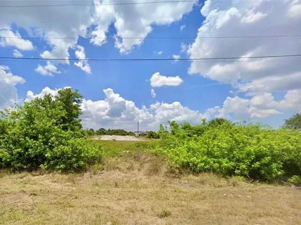 2503 44th St SW #8, Lehigh Acres, FL 33976