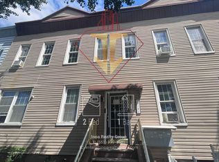 79-81 E 25th St #4, Bayonne, NJ 07002