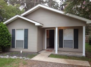 114 Davis St, Madisonville, LA 70447