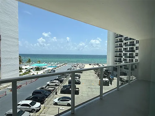 3180 S Ocean Dr #401 Photo 1