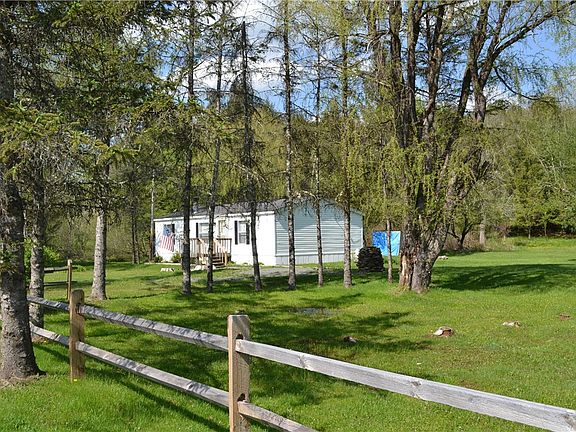 2nd image of 144 Bonnie Brook Rd