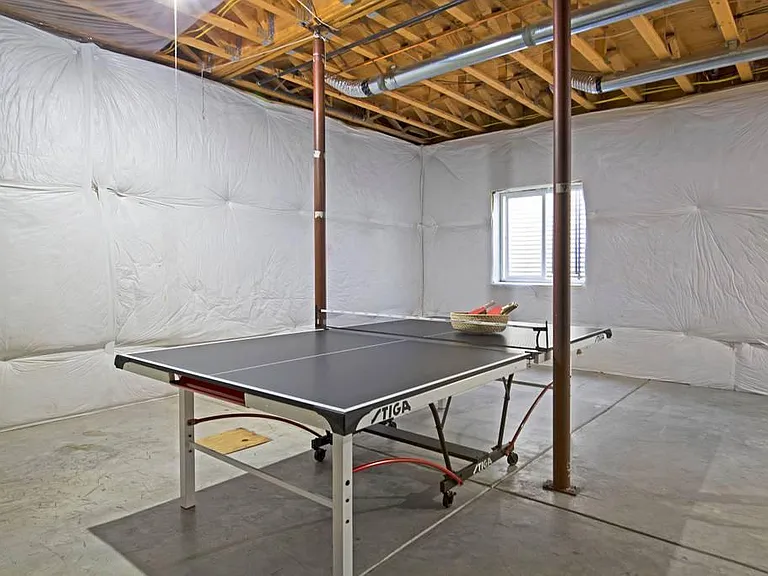 1822 Jefferson Ave — Photo 10