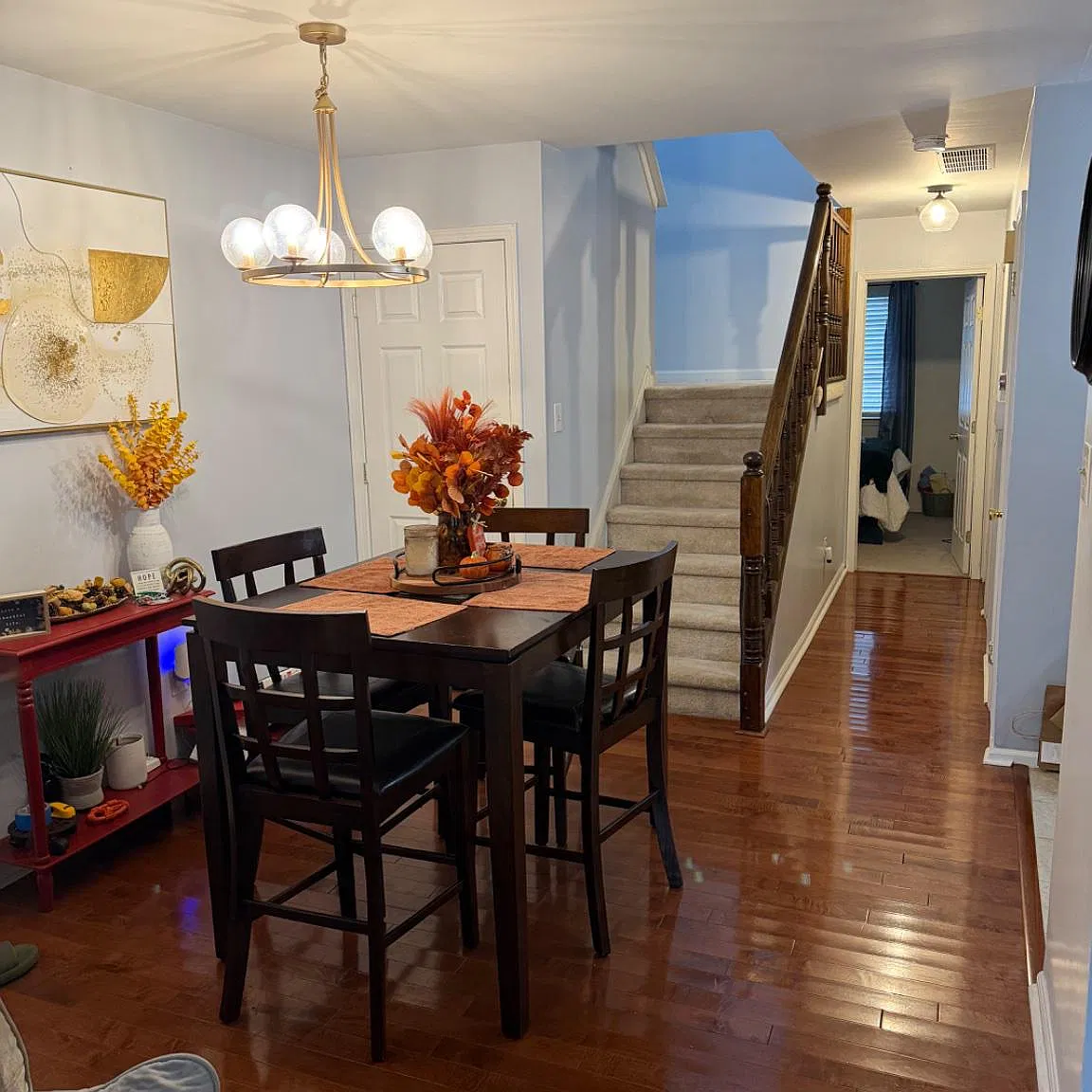 3 bed, 2.5 bath, 1242 sqft, $2,650 — Photo 4