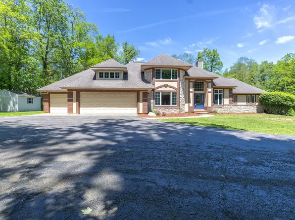 1722 W Kilgore Rd, Kalamazoo, MI 49008
