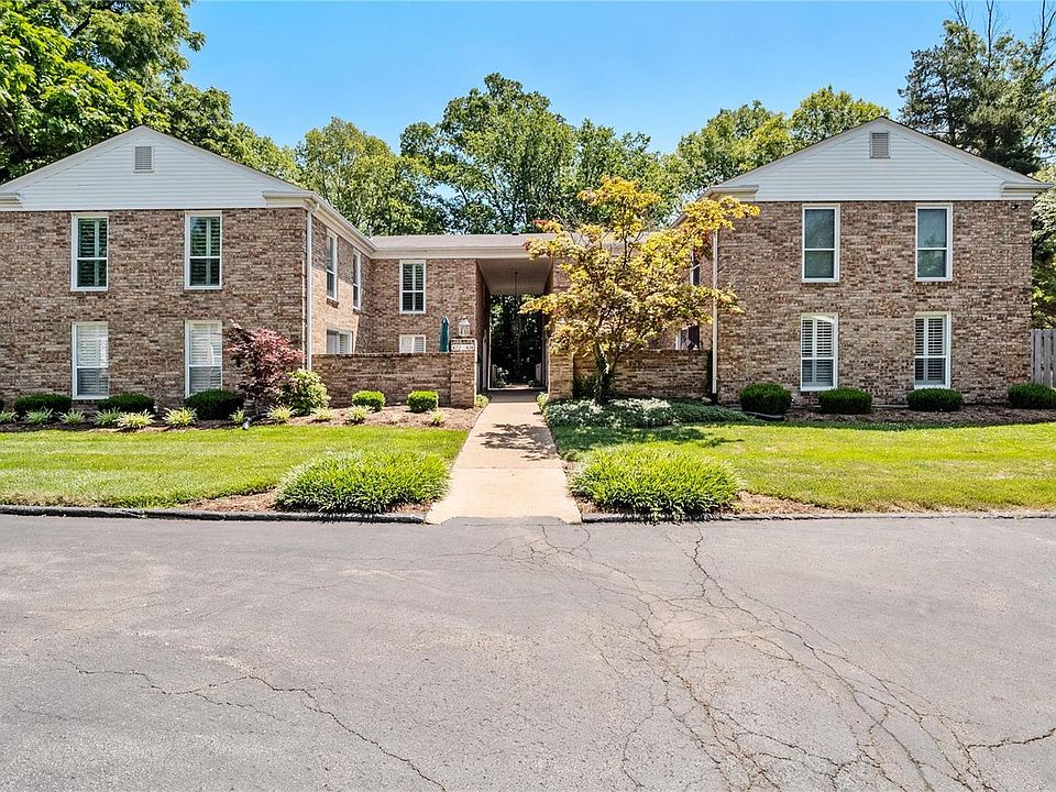 1st image of 426 Colony Woods Dr #A