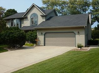 5412 Yorkshire Ct, Mount Pleasant, WI 53406
