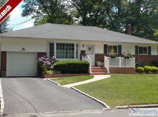 479 Goodrich Ave, North Babylon, NY 11703