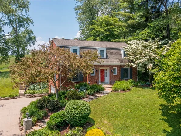 2348 Mill Grove Rd, Pittsburgh, PA 15241