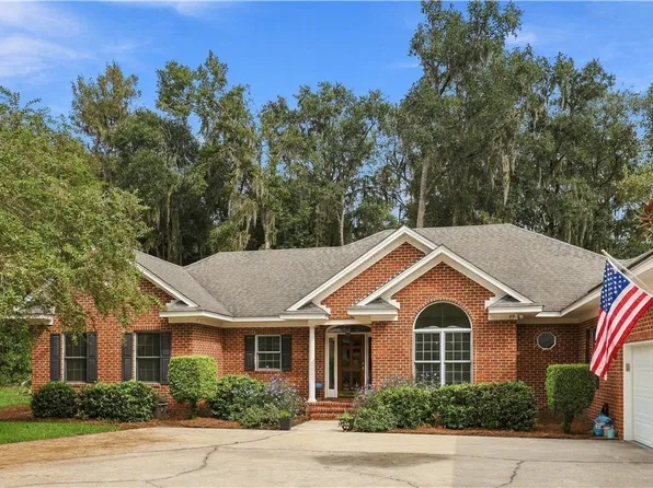 122 Winterberry Drive, Savannah, GA 31406