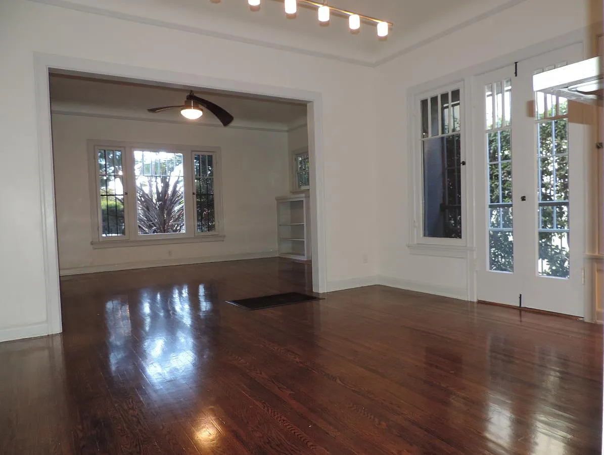 1 bed, 900 sqft, $2,550 — Photo 2