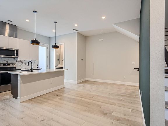 5th image of 625 Inca St #2