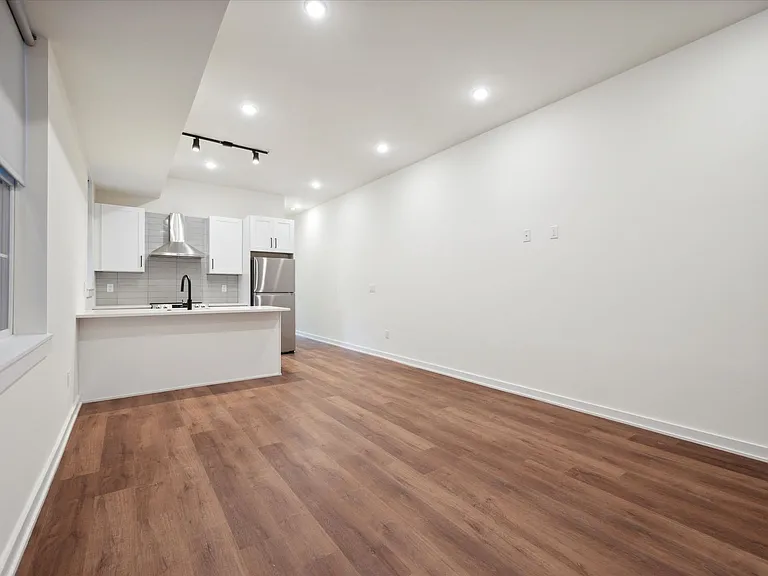 Aston Lofts — Photo 49