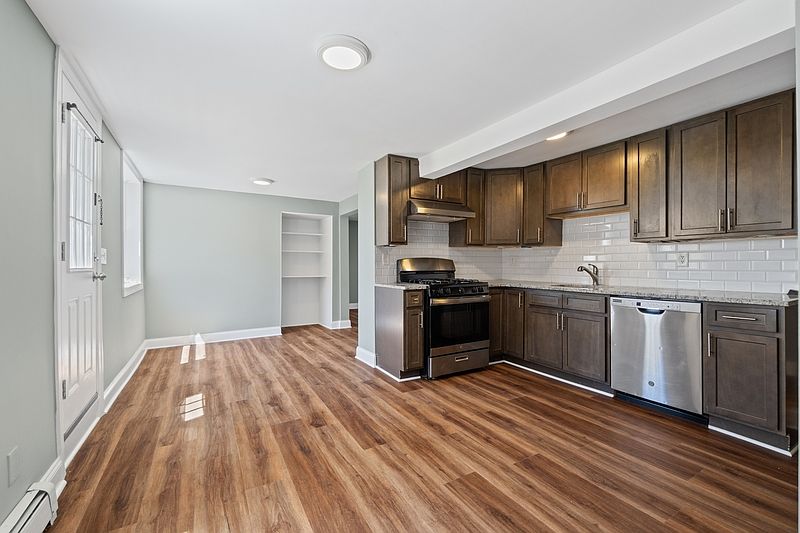 1st image of 341 Harrison Ave Floor 1