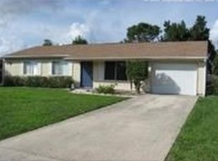 417 SW Eastport Cir, Port Saint Lucie, FL 34953