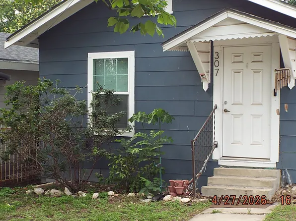 307 Victor St, San Antonio, TX 78209