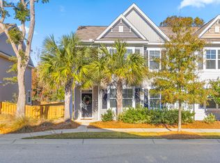 1867 Towne St, Johns Island, SC 29455