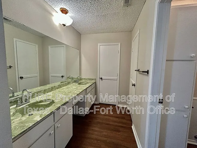 4707 Burning Springs Dr — Photo 24