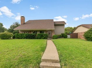 3302 Ivanhoe Ln, Garland, TX 75044