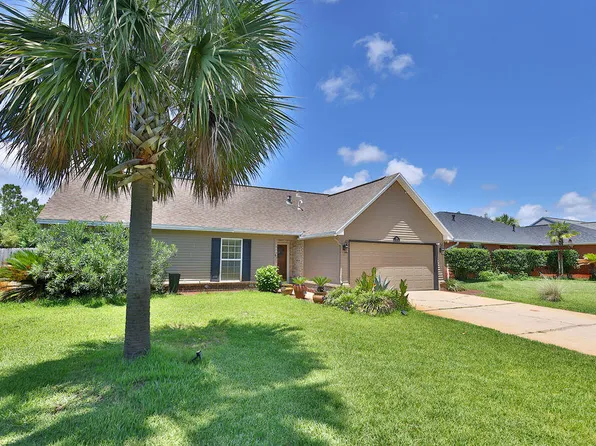 124 Long Pointe Dr, Mary Esther, FL 32569