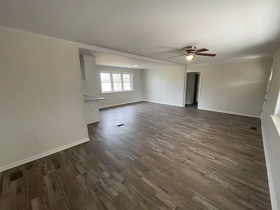 2nd image of 145 W Main St