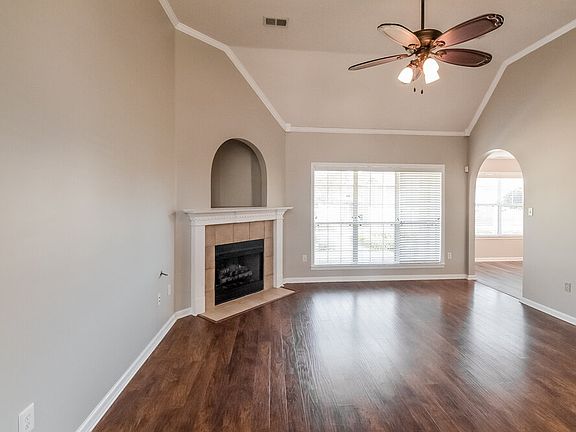 4th image of 13106 S Sandbourne Dr