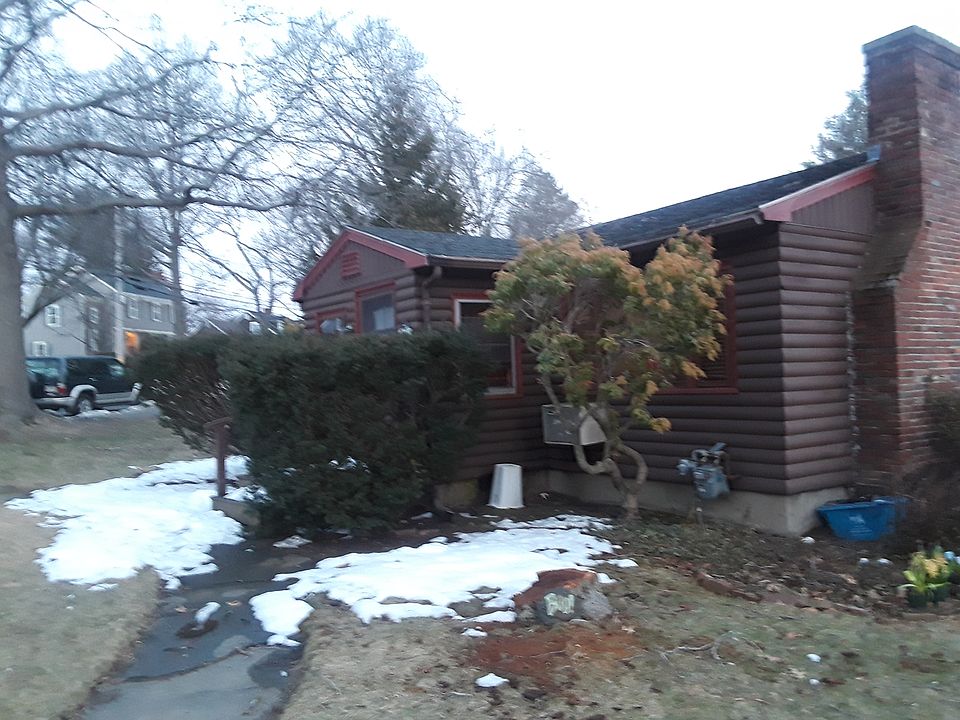 1st image of 179 W Shore Dr
